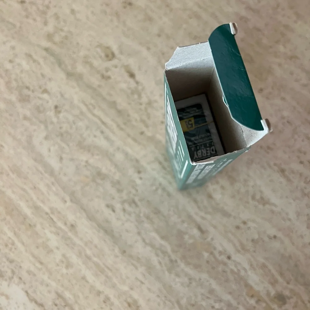 Derby Extra Razor Blades - Picture 5 of 5